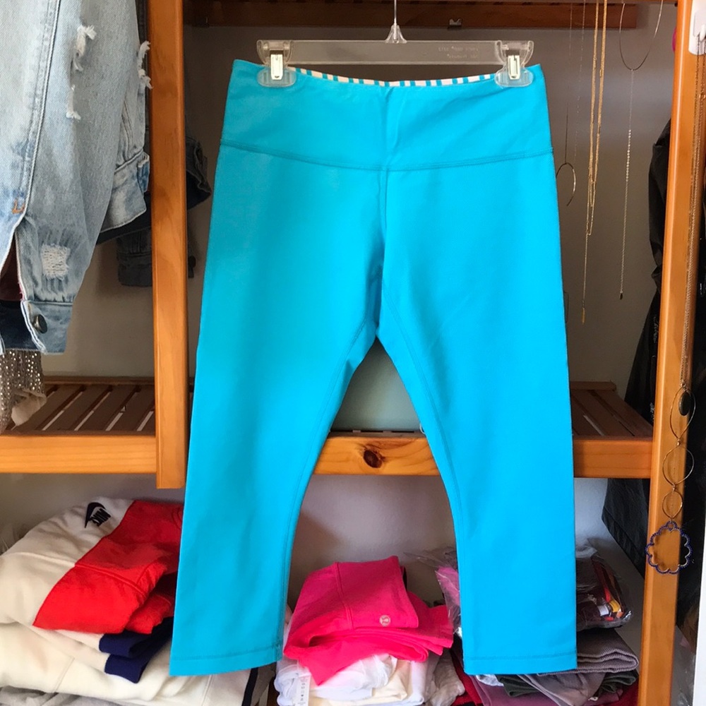Baby blue Lululemon leggings